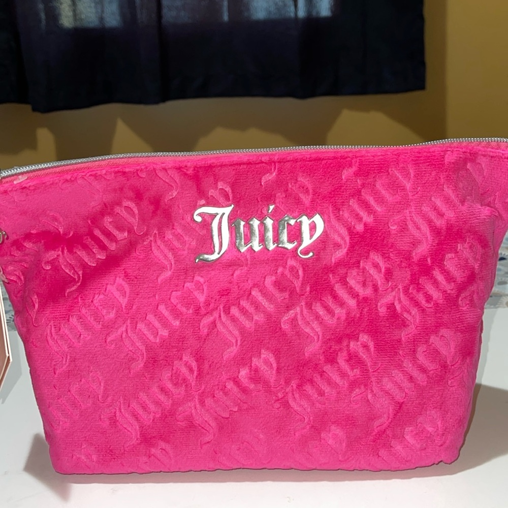 Juicy Couture Travel Cosmetic Bag